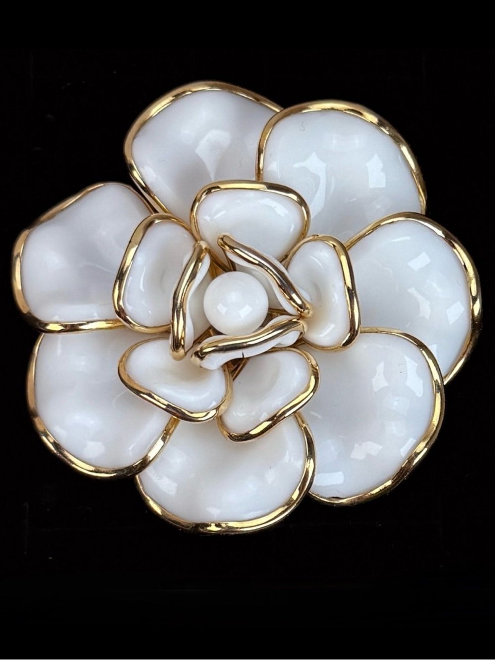 * Vintage 1950’s Crown Trifari Poured Milk Glass Camellia ALFRED PHILIPPE Brooch